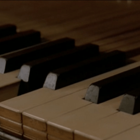 Beklemek minör dizideki bir prelüddür: Beyazperde ve Piyano